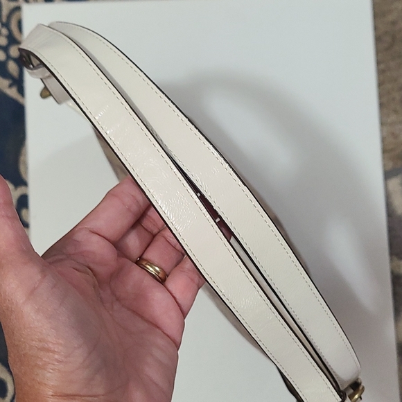 Coach Shoulder Hobo Bag - Picture 4 of 9